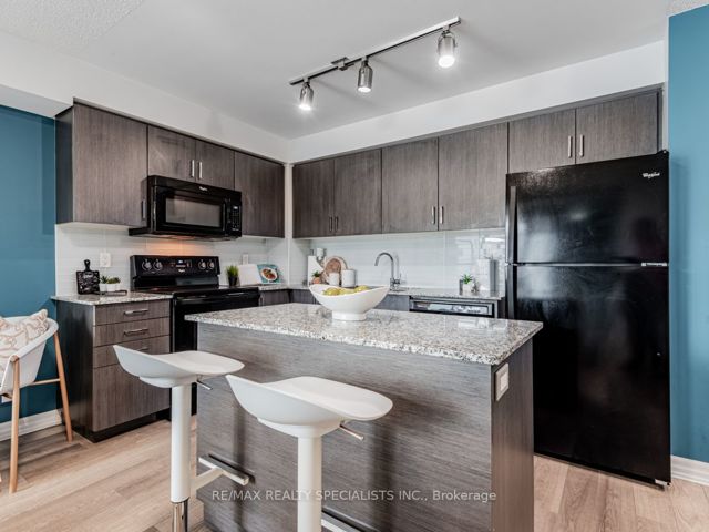 301 - 80 Esther Lorrie Dr