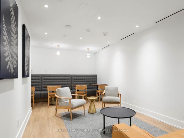 1003 - 3100 Keele St
