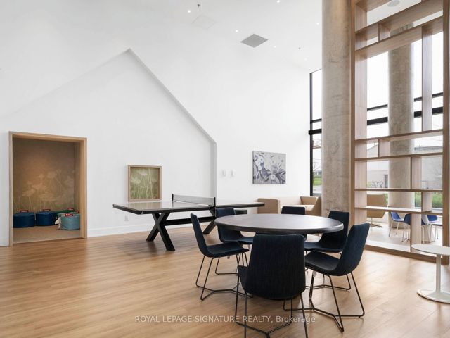 1003 - 3100 Keele St