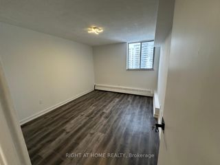 1616 - 320 Dixon Dr
