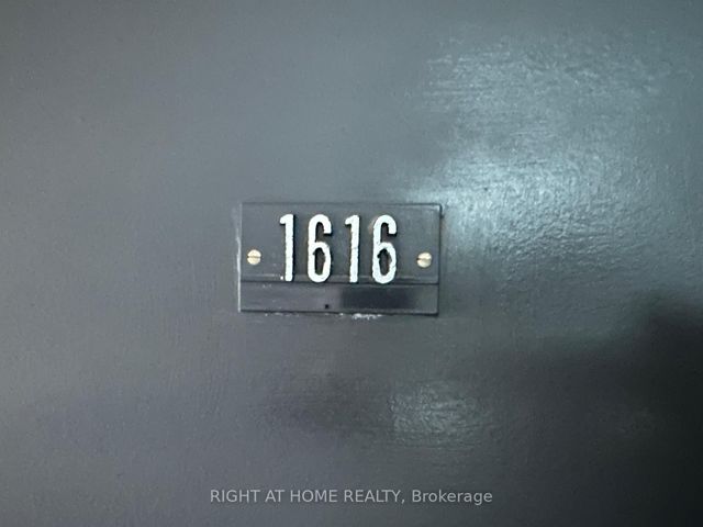 1616 - 320 Dixon Dr