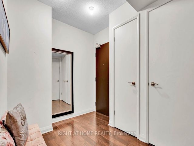1804 - 5 Valhalla Inn Rd