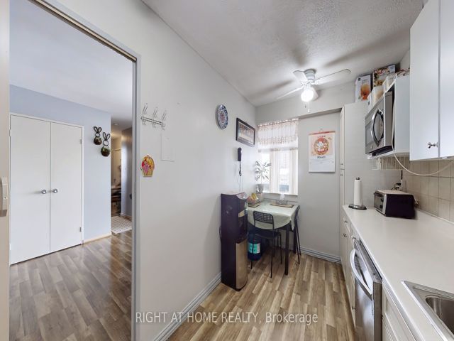 711 - 455 Sentinel Rd