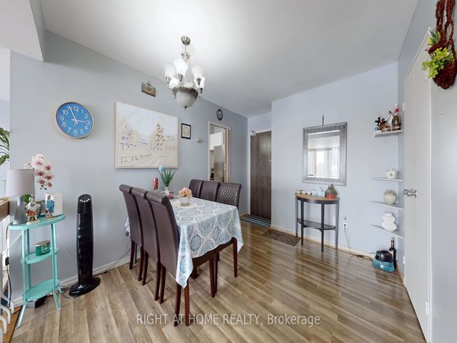 711 - 455 Sentinel Rd