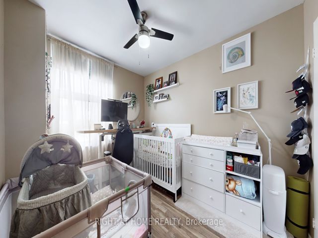 711 - 455 Sentinel Rd