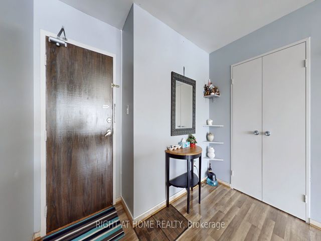 711 - 455 Sentinel Rd