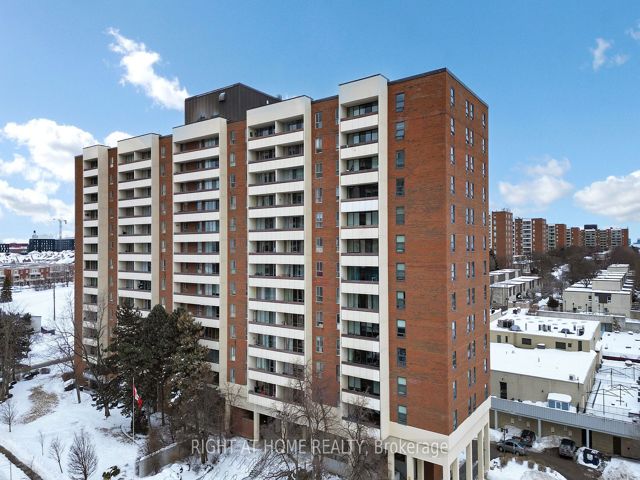 711 - 455 Sentinel Rd