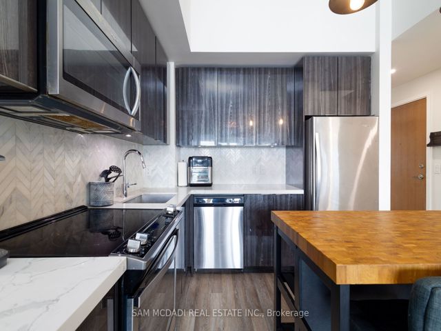 1024 - 30 Shore Breeze Dr