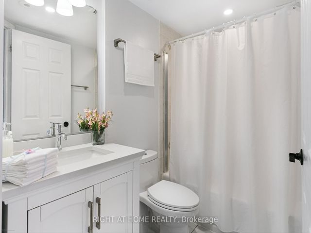 2035 - 85 George Appleton Way