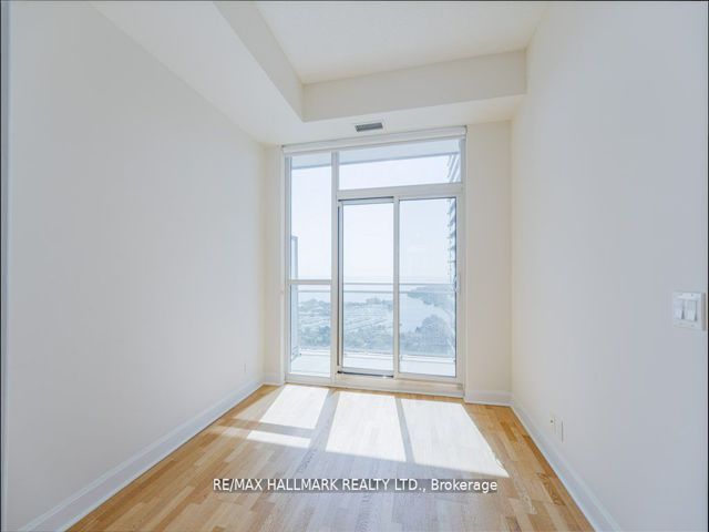 3701 - 33 Shore Breeze Dr