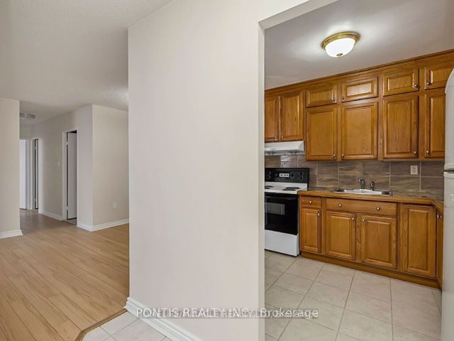 1501 - 380 Dixon Rd