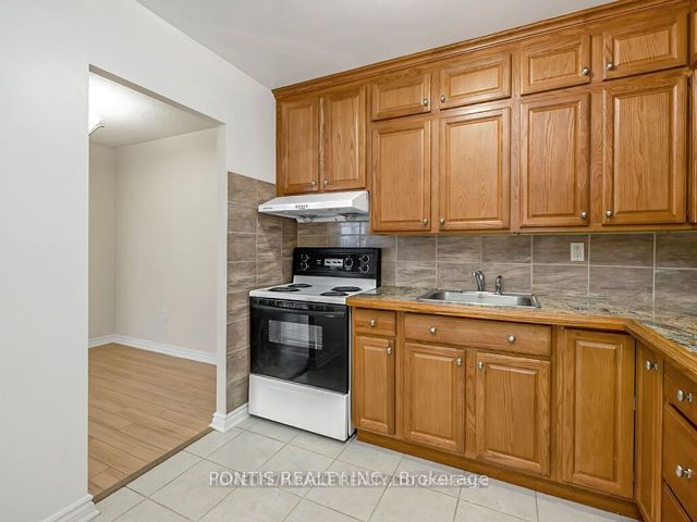 1501 - 380 Dixon Rd