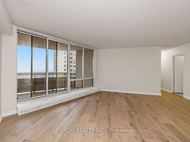 1501 - 380 Dixon Rd