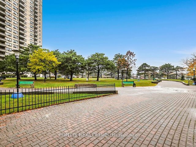 1501 - 380 Dixon Rd