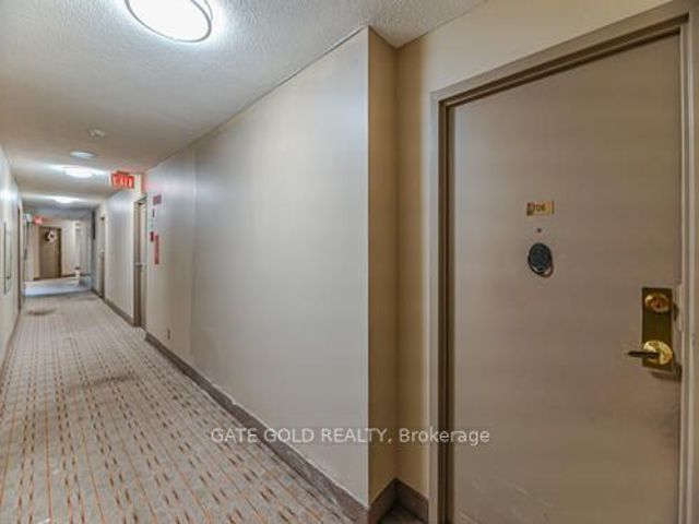 706 - 2470 Eglinton Ave W