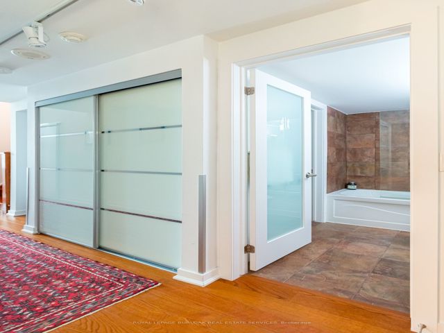 105 - 2 Fieldway Rd