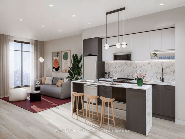 711 - 5 York Garden Way