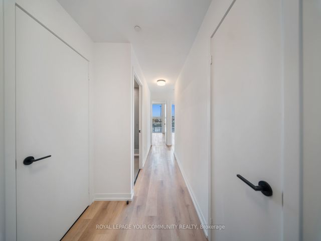 602 - 5 York Garden Way