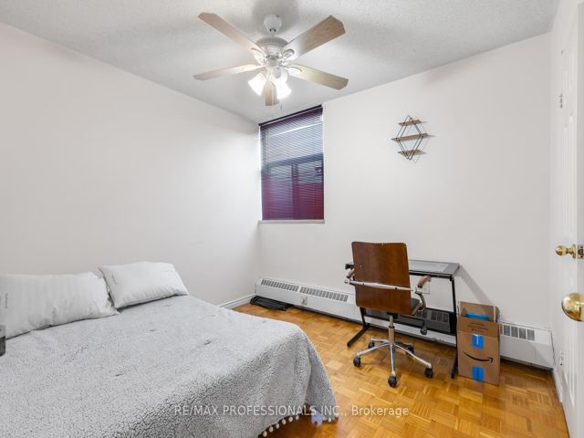 2107 - 360 Ridelle Ave