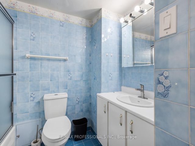 2107 - 360 Ridelle Ave