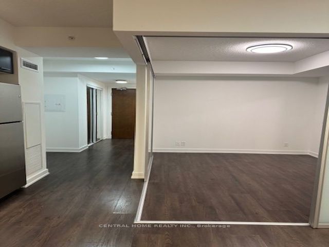 607 - 2220 Lake Shore Blvd W
