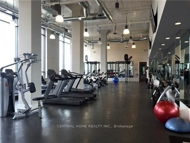 607 - 2220 Lake Shore Blvd W