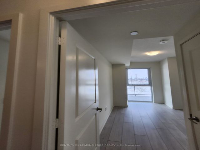 1411 - 38 Annie Craig Dr