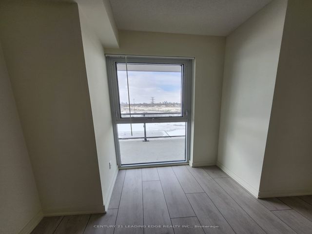1411 - 38 Annie Craig Dr