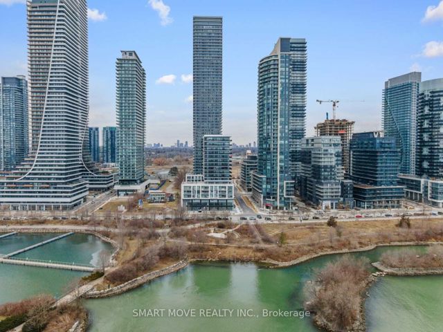 1210 - 38 Annie Craig Dr
