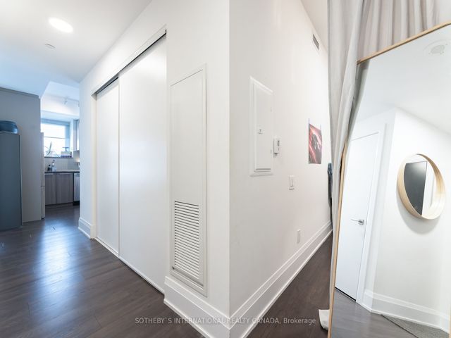 1503 - 20 Brin Dr