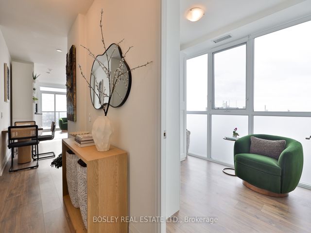 2109 - 1461 Lawrence Ave W