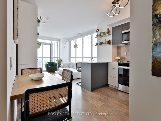 2109 - 1461 Lawrence Ave W