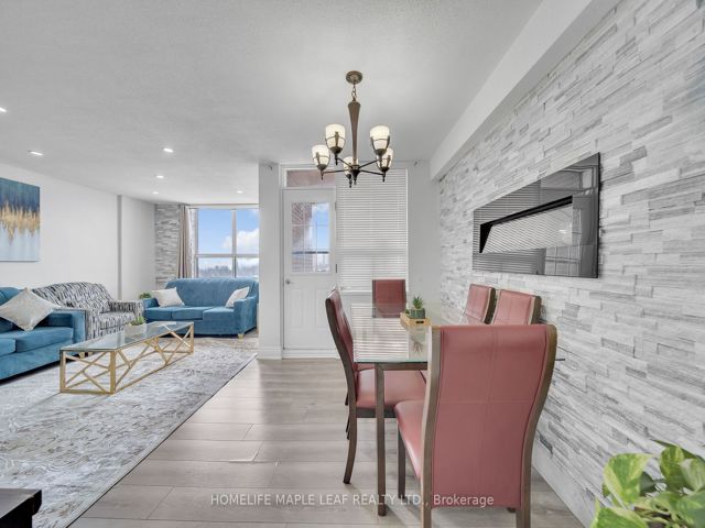 903 - 2835 Islington Ave W
