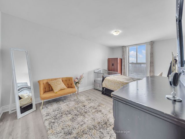903 - 2835 Islington Ave W