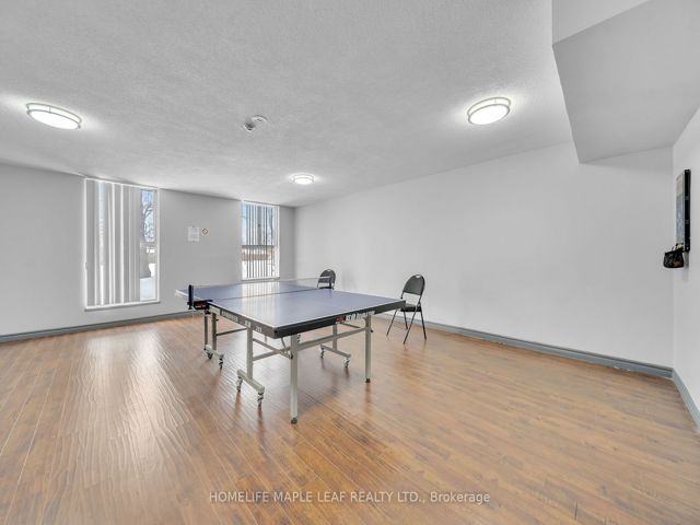 903 - 2835 Islington Ave W