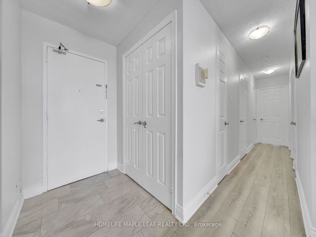 903 - 2835 Islington Ave W