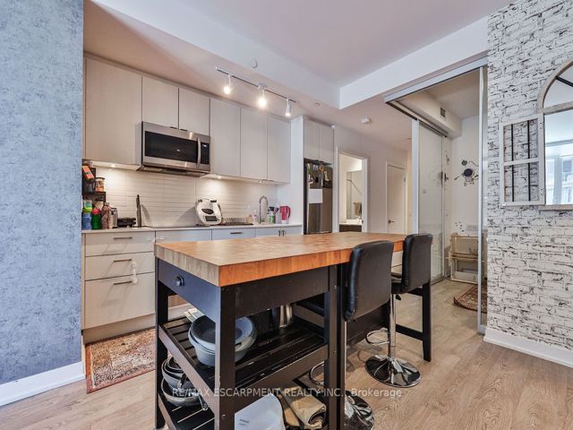 3810 - 1926 Lake Shore Blvd W
