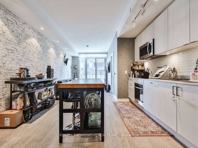 3810 - 1926 Lake Shore Blvd W