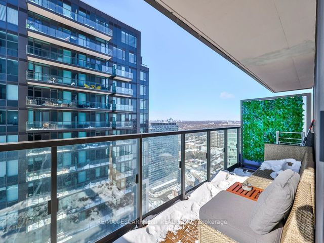 3810 - 1926 Lake Shore Blvd W