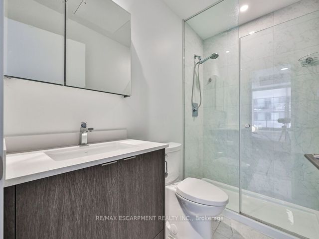3810 - 1926 Lake Shore Blvd W