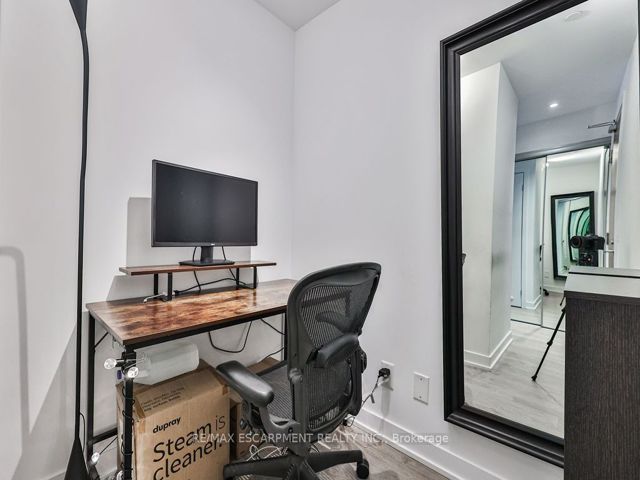 3810 - 1926 Lake Shore Blvd W