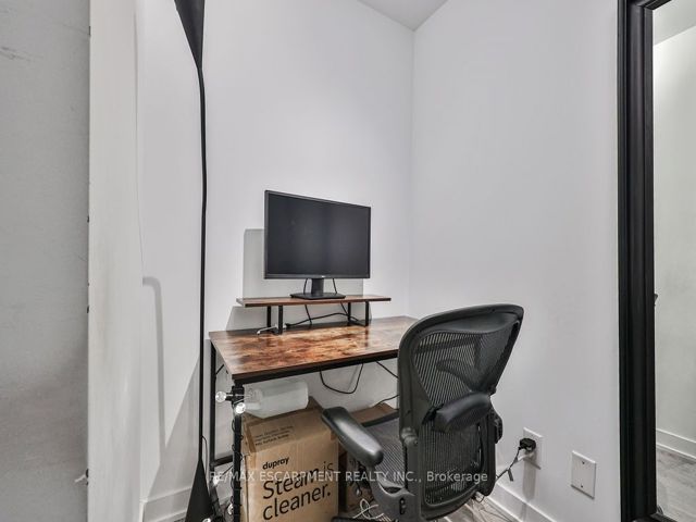 3810 - 1926 Lake Shore Blvd W