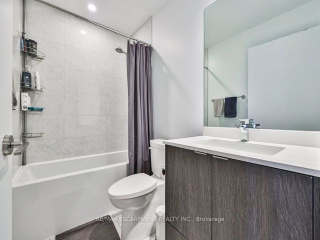 3810 - 1926 Lake Shore Blvd W