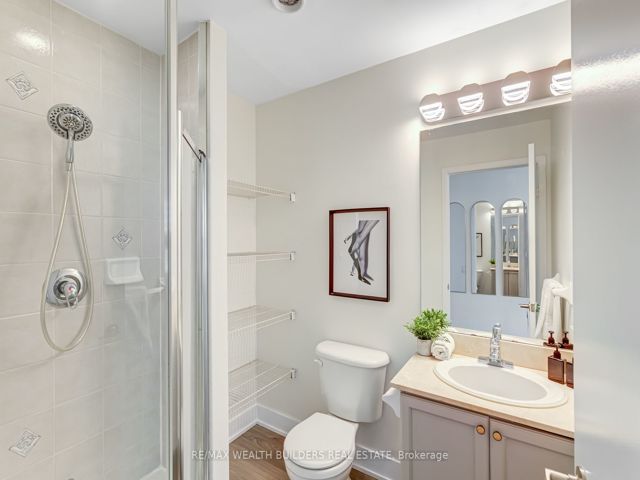 1105 - 2067 Lake Shore Blvd W