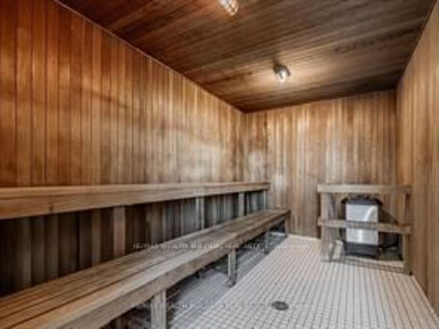1105 - 2067 Lake Shore Blvd W