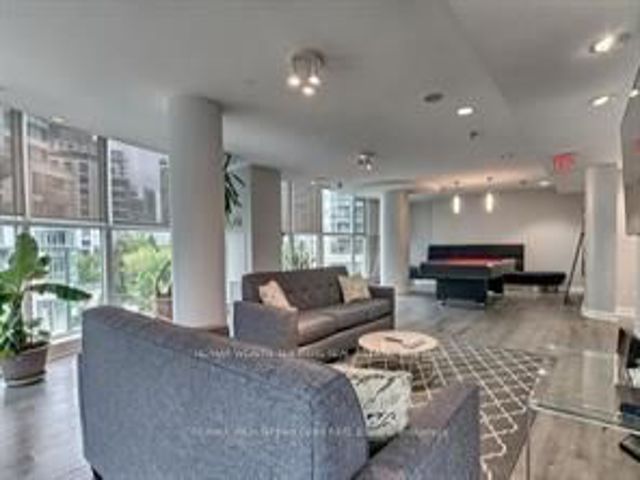 1105 - 2067 Lake Shore Blvd W