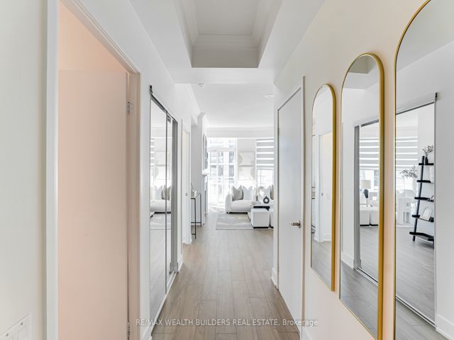 1105 - 2067 Lake Shore Blvd W