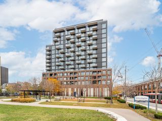 919 - 270 Dufferin St E