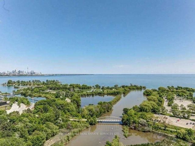 2106 - 2230 Lake Shore Blvd W