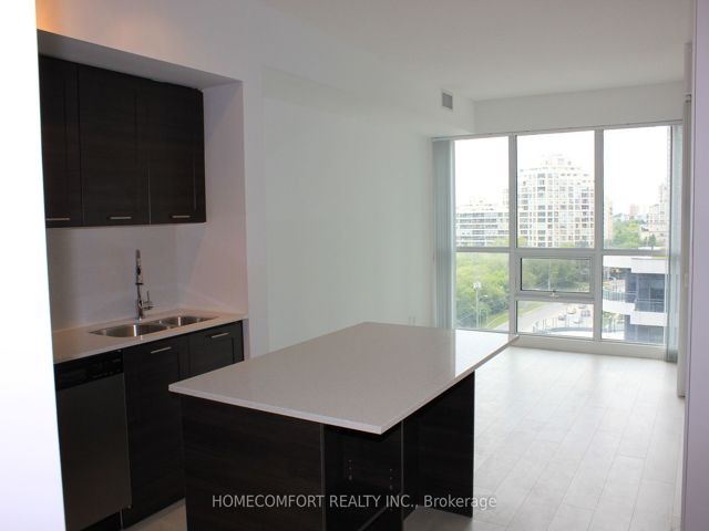 902 - 2200 Lake Shore Blvd W